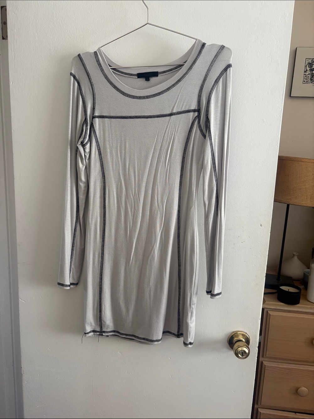 H:ours Long Sleeve Contrast-Stitch White Tunic Dress